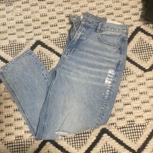 Brand new American Eagle mom jeans